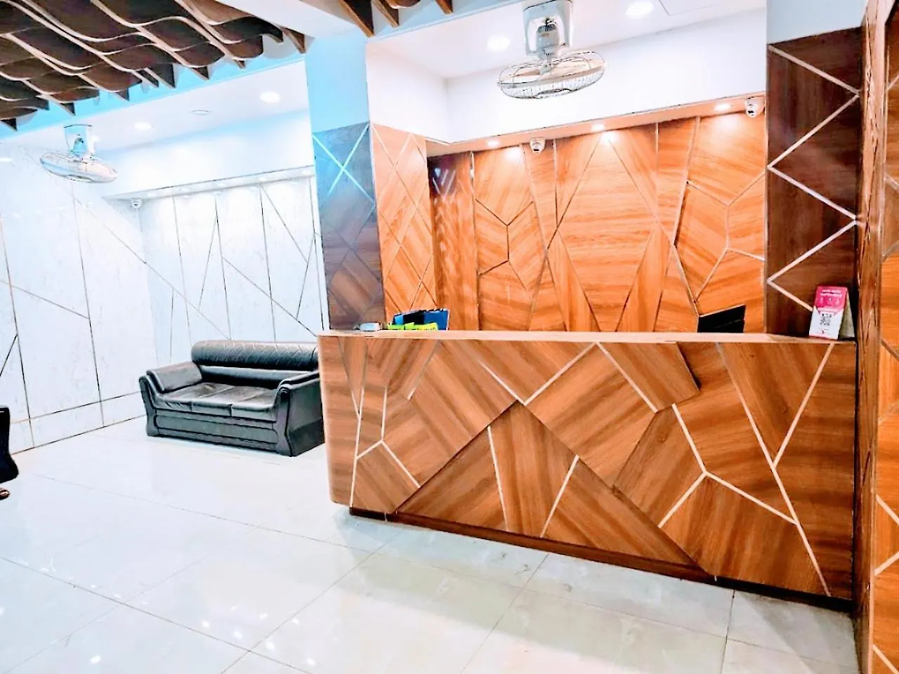 Hotel Grand Rahmania, Central Motijheel-Дакка